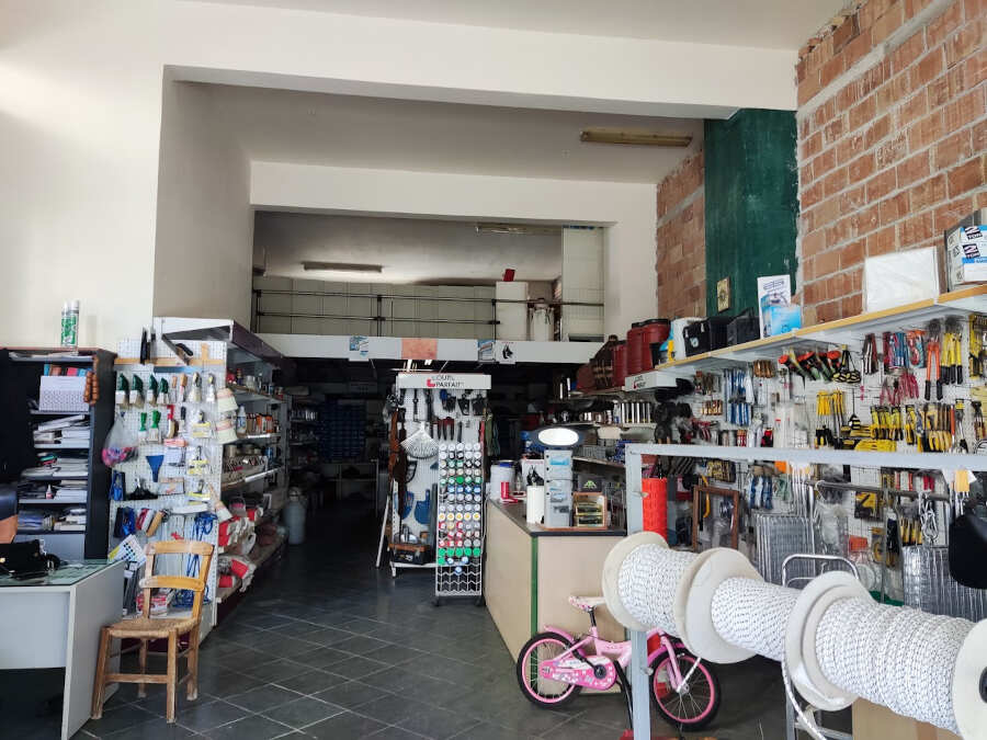 Χρώματα - Σιδηρικά