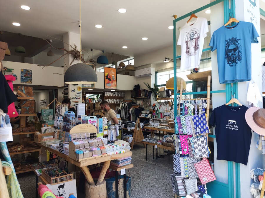 Τουριστικά Είδη