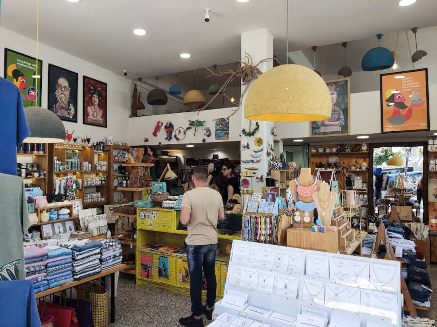 Τουριστικά Είδη