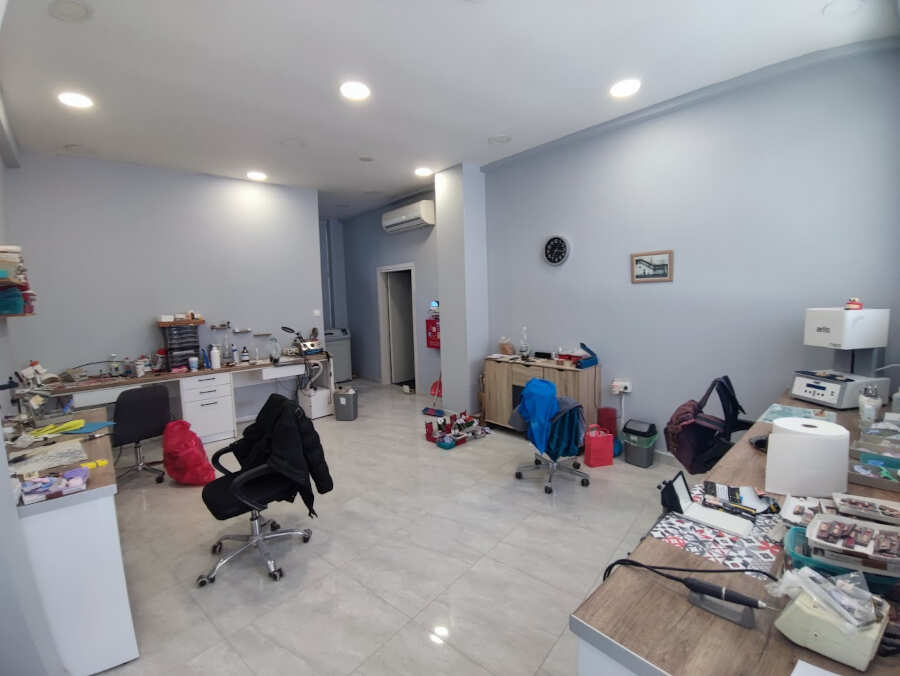 Οδοντοτεχνίτης